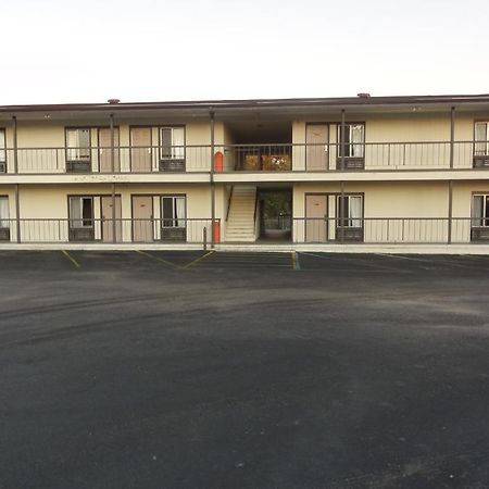 Budget Inn Сельма Экстерьер фото